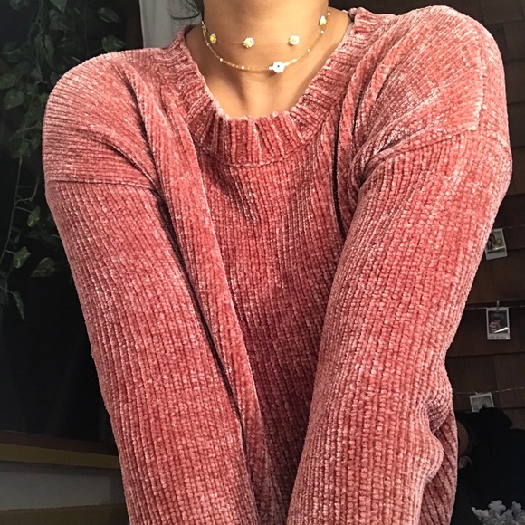 Top - Picture 2 of 9